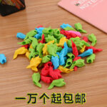 Văn phòng phẩm sáng tạo Silicone cá nhỏ cầm bút trẻ em học sinh viết bút chì cầm bút nhà máy bán hàng trực tiếp