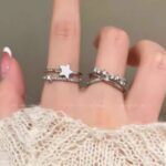 Sang trọng nhẹ nhàng, nhỏ, cảm giác cao cấp, NhẫN Sao hai lớp, nhẫn ngón trỏ Zircon có thể điều chỉnh, nhẫn cùng kiểu Sách Màu Đỏ Nhỏ