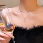 Vòng cổ chữ thập Zircon siêu lấp lánh sang trọng dành cho phụ nữ khí chất dễ phối đồ nổi tiếng trên mạng cùng kiểu dây chuyền xương đòn bán buôn