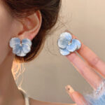 Hoa tai hoa ba chiều tươi mới khí chất siêu tiên nữ Xuân Hè Hoa Tai Hoa tai hoa tráng men màu xanh cổ điển cao cấp thích hợp