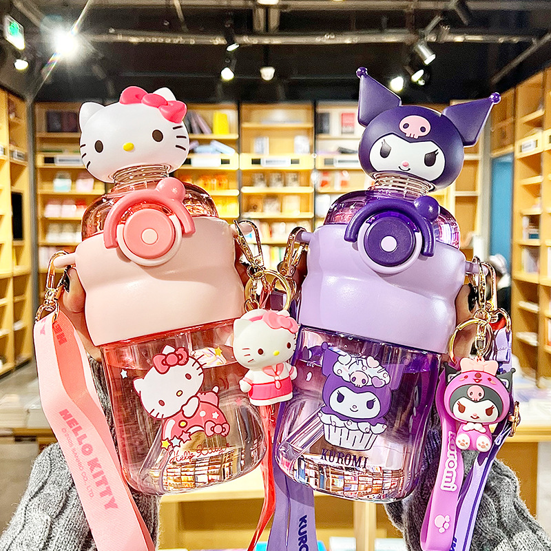 O1CN019tUYJV1Zs5qXeudrL_2215924603249-0-cib Cốc nước Sanrio Culomi cho trẻ em đến trường chuyên dụng Cốc hút tritan cho trẻ em mẫu giáo học sinh tiểu học - Ảnh 1