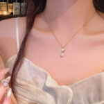 韩系甜美气质蝴蝶钛钢项链女小众高级感简约珍珠吊坠锁骨链颈链