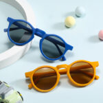 Kính râm mờ trực tiếp trẻ em thời trang mới kính râm trẻ em chụp ảnh đường phố kính râm trẻ em dễ thương hợp thời trang