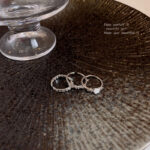 Phiên bản Hàn Quốc của người nổi tiếng trên mạng Hàn Quốc cùng kiểu Nhẫn Zircon tình yêu Instagram phong cách lạnh lùng vòng tròn hoa ngón trỏ bán buôn