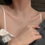 轻奢小众高级感钛钢项链时尚百搭气质星星月月微镶锆石吊坠锁骨链