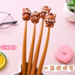 Phim hoạt hình gấu lắc lắc mềm Bút gel Bút gel sáng tạo văn phòng phẩm học sinh bút nước dễ thương bút chữ ký giải nén văn phòng