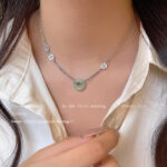 新中式复古仿玉髓平安扣吊坠项链女轻奢小众高级感简约气质锁骨链