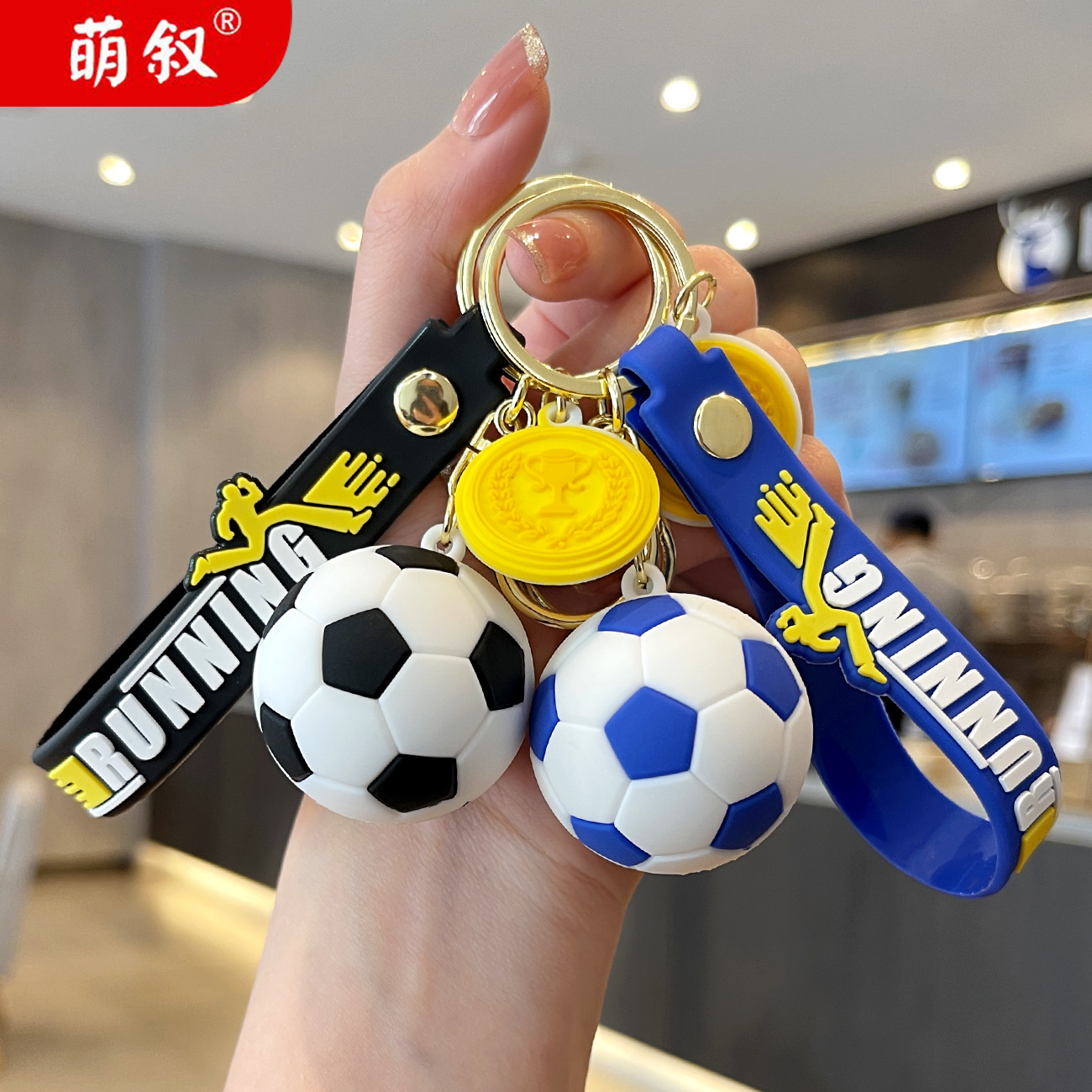 O1CN01dVcpk42Bkie6B1HEl_2210259538377-0-cib Loạt bóng đá mới mát mẻ sáng tạo móc khóa hoạt hình Cặp học sinh ô tô phù hợp với mặt dây chuyền thời trang quà tặng nhỏ bán buôn - Ảnh 1