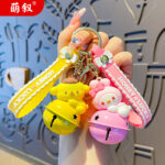 Phim hoạt hình Sanliou cầm chuông móc khóa túi dễ thương Mặt dây chuyền móc chìa khóa xe hơi cặp đôi máy bắt quà bán buôn