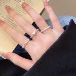 Nhẫn nhẫn đeo Trơn Xếp chồng cao cấp thích hợp, nhẫn ngón trỏ trái tim đào Zircon tinh tế khí chất dễ phối, nhẫn cùng kiểu hot trên mạng