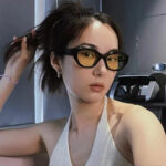 Phiên bản mới của Hàn Quốc của Tik Tok Live cùng một phong cách Kính râm cao cấp cho các cô gái nóng bỏng
