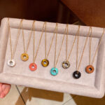 韩系小众高级感天然石吊坠项链女真金电镀时尚气质钛钢锁骨链颈链