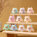 Mùa đông bé ba tuổi đổ xô dễ thương búp bê tự làm móc khóa Mặt dây chuyền đồ trang trí để bàn hợp thời trang chơi hộp mù Bán buôn túi mù