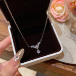 Vòng cổ đôi cánh thiên thần Zircon tinh tế cao cấp Vòng cổ dây chuyền xương đòn thép zircon hình giọt nước nhấp nháy