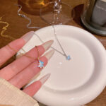 Mặt dây chuyền ngôi sao nhỏ màu xanh khí chất Ngọt Ngào Phong Cách Hàn Quốc Vòng cổ thép titan cho nữ sang trọng nhẹ nhàng sang trọng cao cấp đơn giản dây chuyền xương đòn