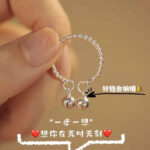 Xiaohongshu phong cách nóng bỏng một bước Nhẫn chuông nữ mở có thể điều chỉnh xoắn thủ công Vòng ngón trỏ